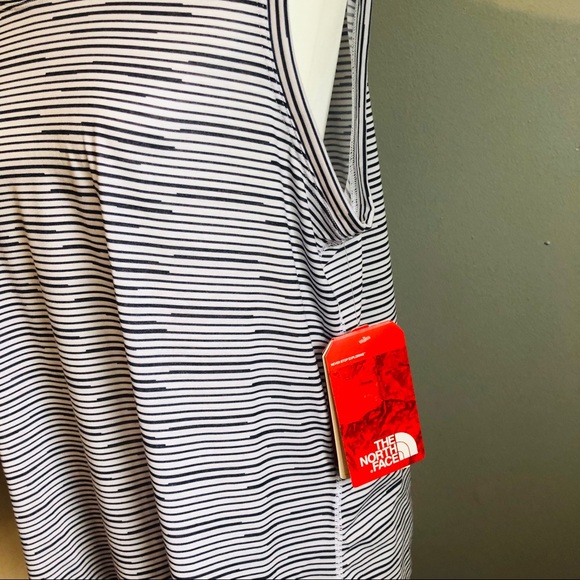The North Face Tops - NWT The North Face Tee